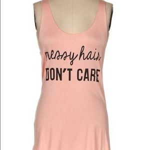 Messy hair tank